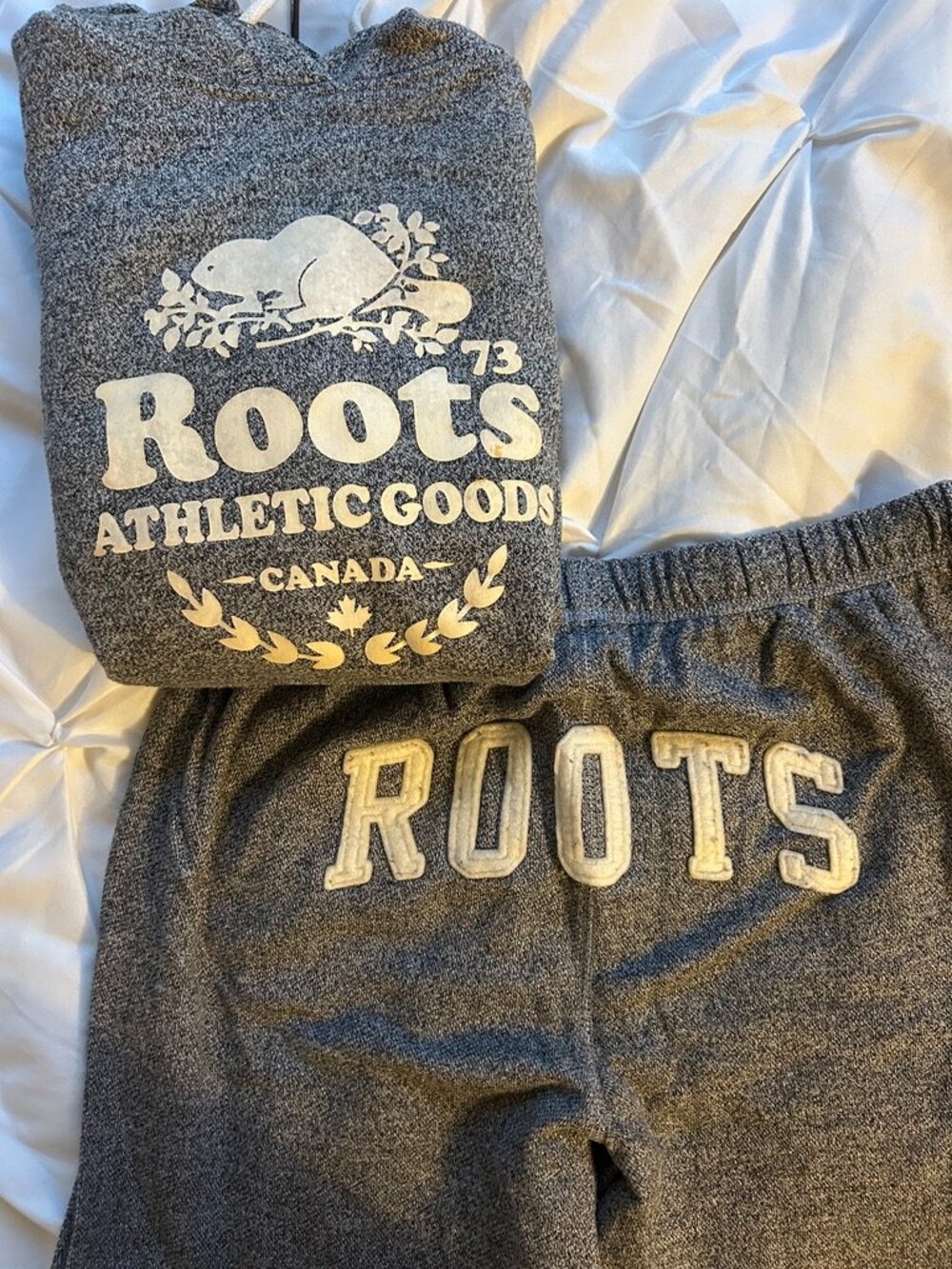 ROOTS Original Set Tracksuit Kanga Hoodie Salt Pepper Gray Sweater Jogger White - Picture 2 of 6